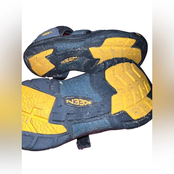 Keen’s Newport blue sandal youth sz 4 - Picture 3 of 3